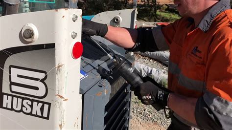 daily greasing skid steer how much grease|skid steering grease points.